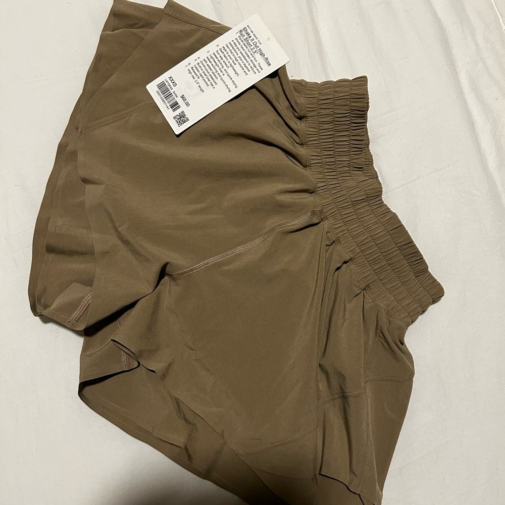 Lululemon Athletica Tan Elastic Waist Shorts